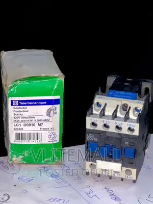 Schneider Telemecanique Contactor ( LC1-D0910-M7 )