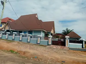 Furnished 4bdrm House in Top Boat Estate, Kumasi Metropolitan for sale