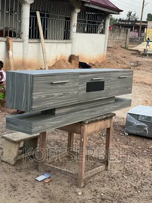 Quality Wooden Tv Stand