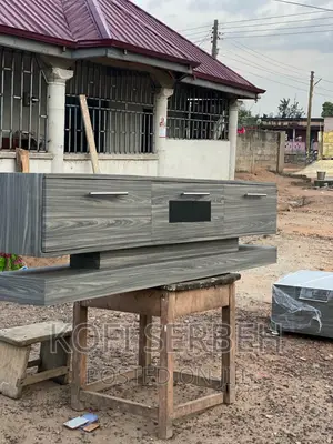 Quality Wooden Tv Stand