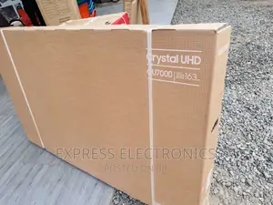 Very Slim Sleek UHD Smart Samsung 65”Cu8000