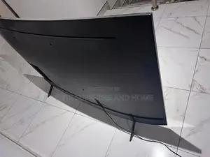 Samsung 55 Inches Smart Curved Tv
