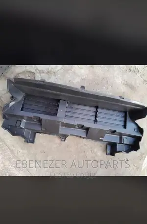 Honda CR-V 2017 - 2022 Shutter Grille