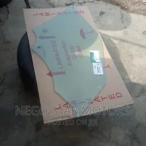 Range Rover Sport 2017 Door Glass Double Type