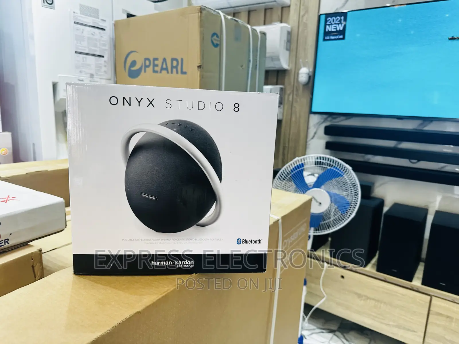 Authentic Sleek Black Onyx 8 Bluetooth Speaker