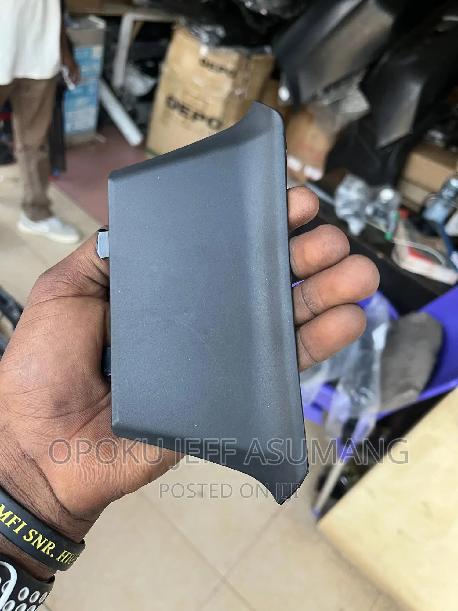 CRV 2017-2019 Top Grille Sensor Cover