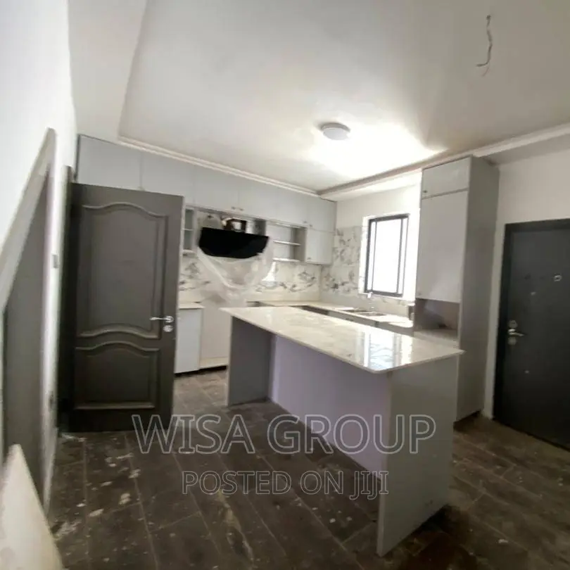 5bdrm Duplex in Wisa Groups, Accra Metropolitan for rent