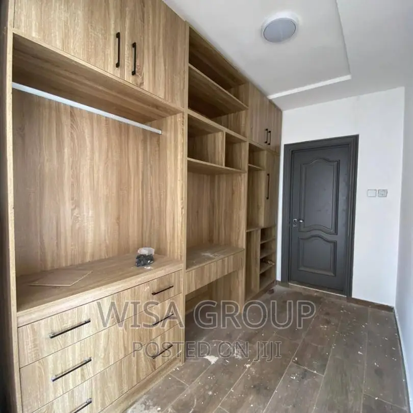 5bdrm Duplex in Wisa Groups, Accra Metropolitan for rent