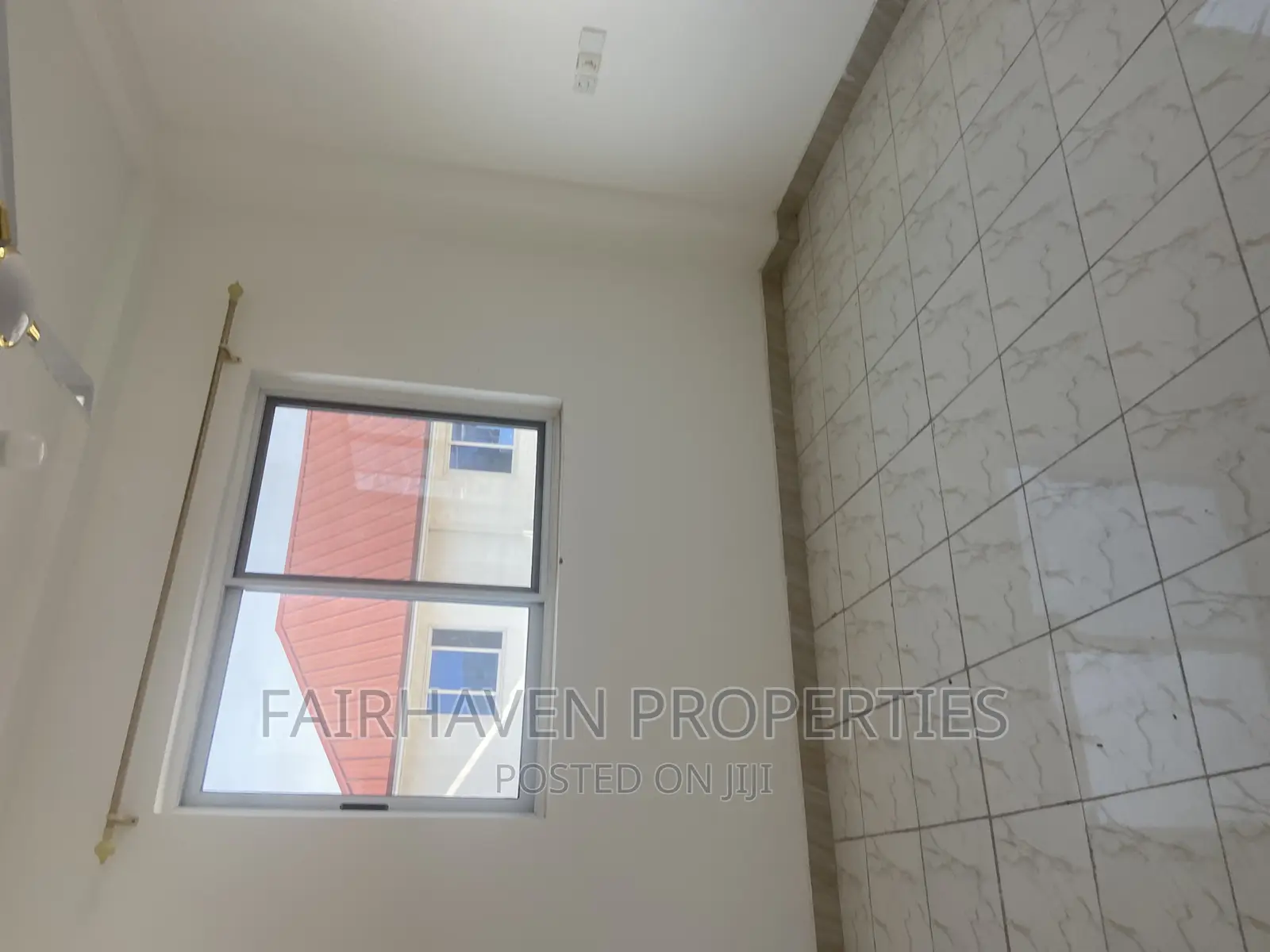 3bdrm Apartment in Tseaddo, Burma Camp for rent