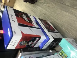 Playstation 5 (Slim) -Very New
