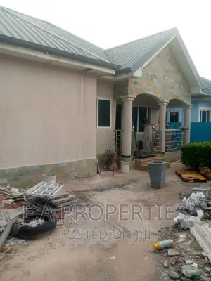 3bdrm House in E A Properties, Frafraha for sale
