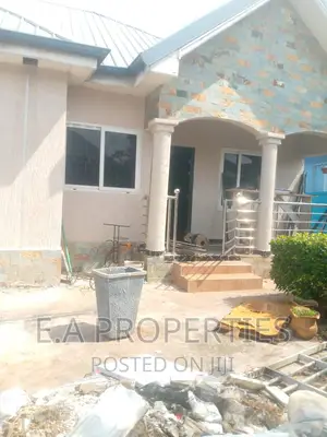 3bdrm House in E A Properties, Frafraha for sale