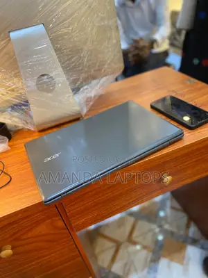 New Laptop Acer AS5755 2GB Intel SSHD+SSD 72GB