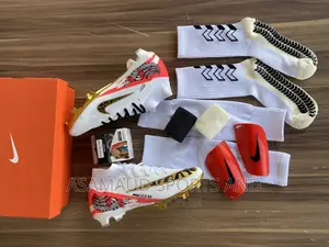 Original Set of Boot With Accessories at Cool Price