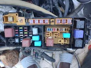Toyota Highlander Radio Fuse and Wires