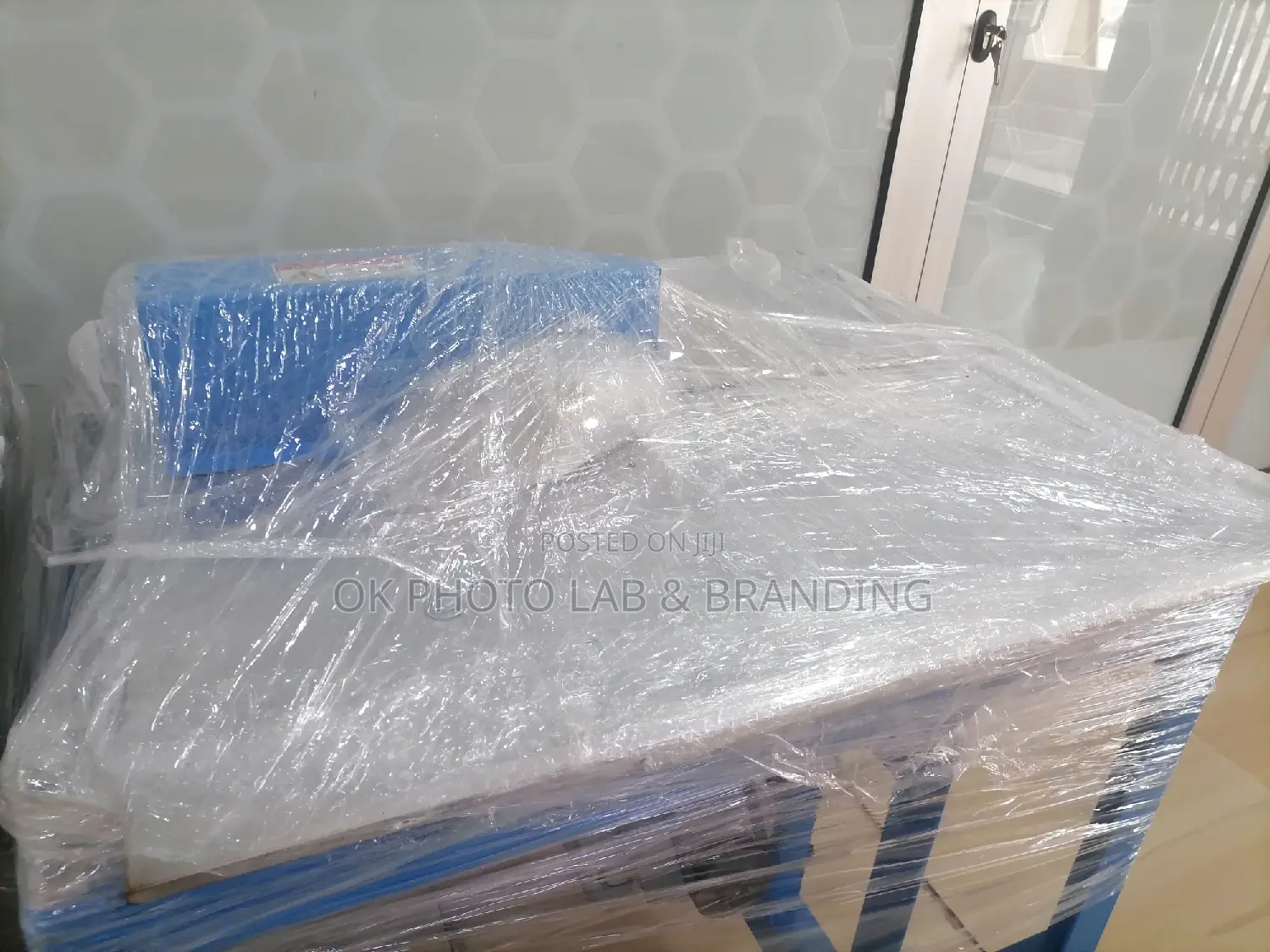 Photo Frame Cutting Machine