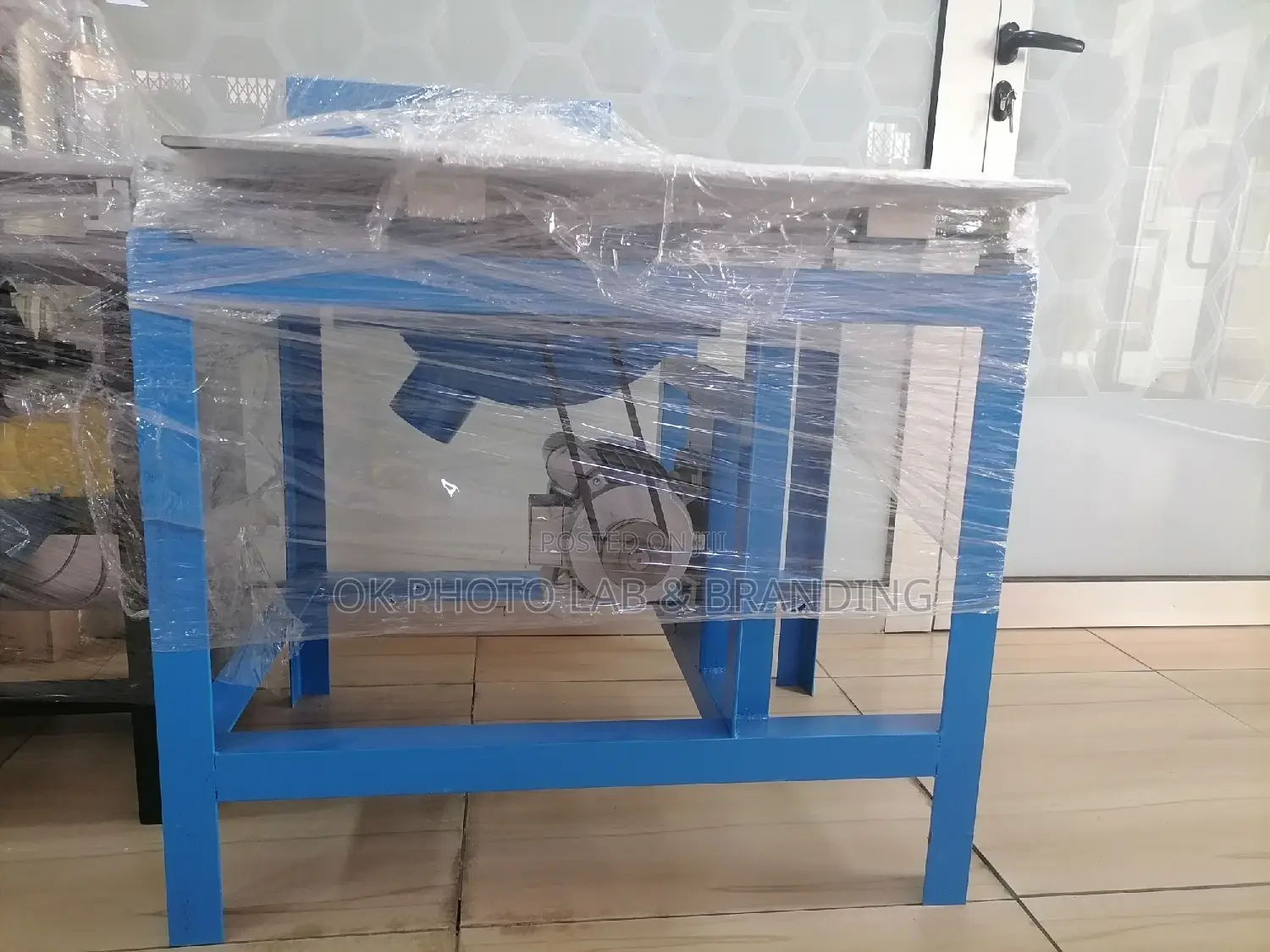 Photo Frame Cutting Machine