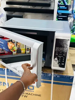 Dynamic Sleek Sliver Midea 28L. EM925ETB