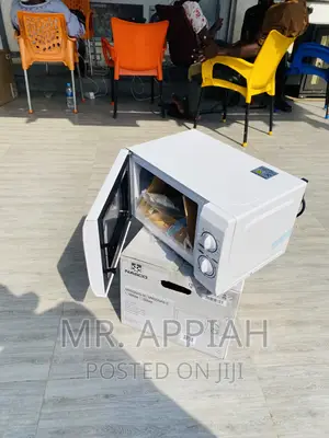 Authentic Midea 20L Microwave Oven(MG720).