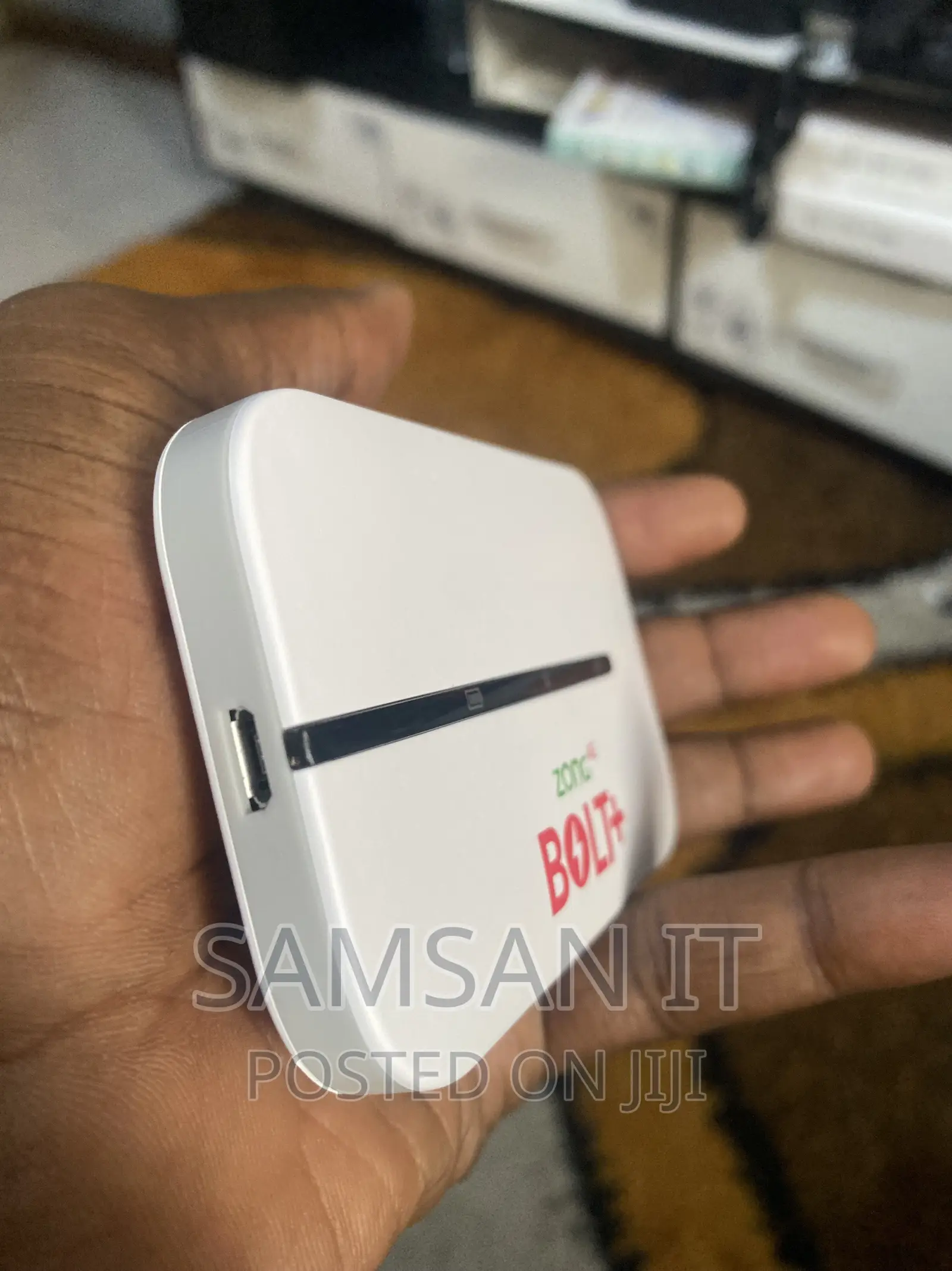Universal Unlocked 4G LTE Bolt+ Mifi/ Wifi Modem Router