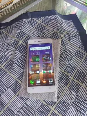 Vivo iQOO U1 64 GB Gold