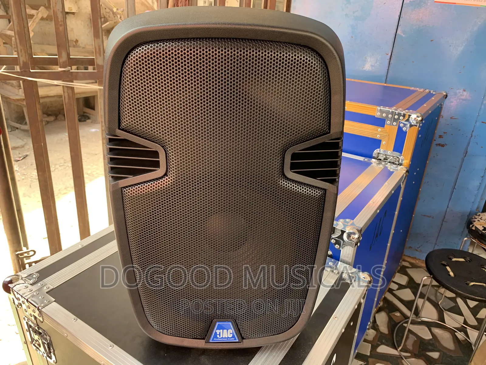 Jac 12inch Bluetooth Rechargeable Speaker