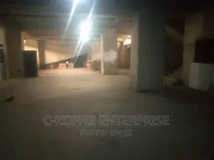 750 SQM Warehouse at North Industrial Area