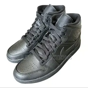 Jordan Retro 1 Black