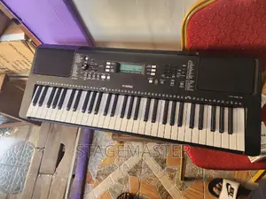 PSR E 373 Keyboard