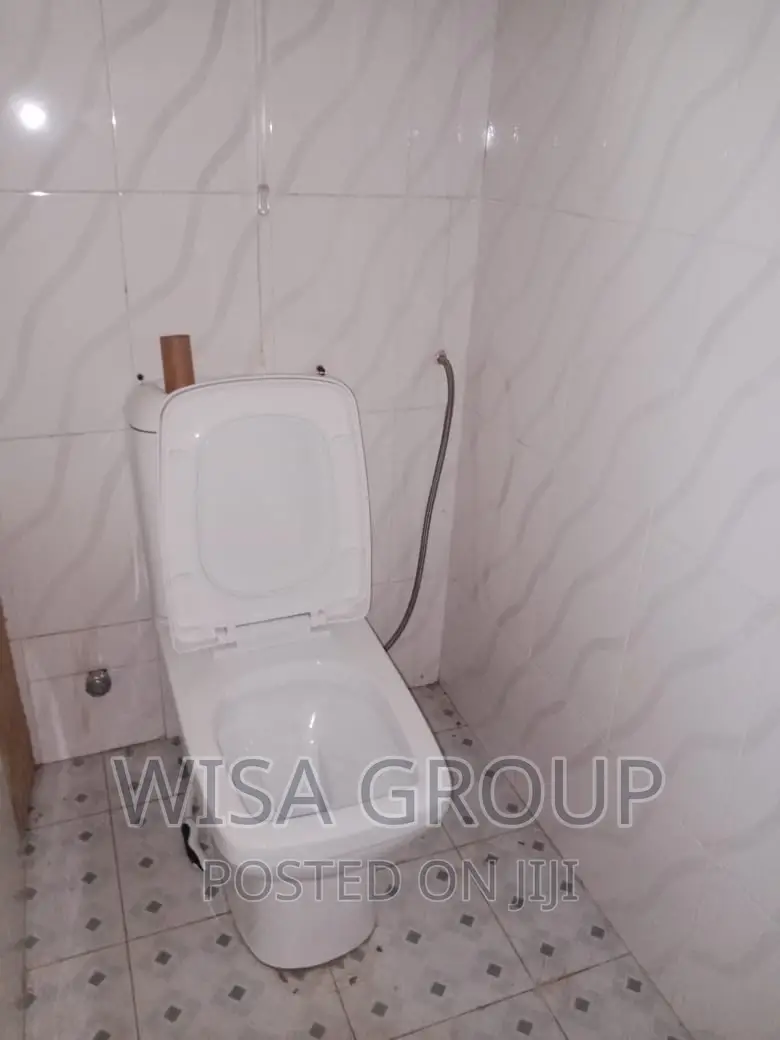 5bdrm House in Wisa Groups, Accra Metropolitan for rent