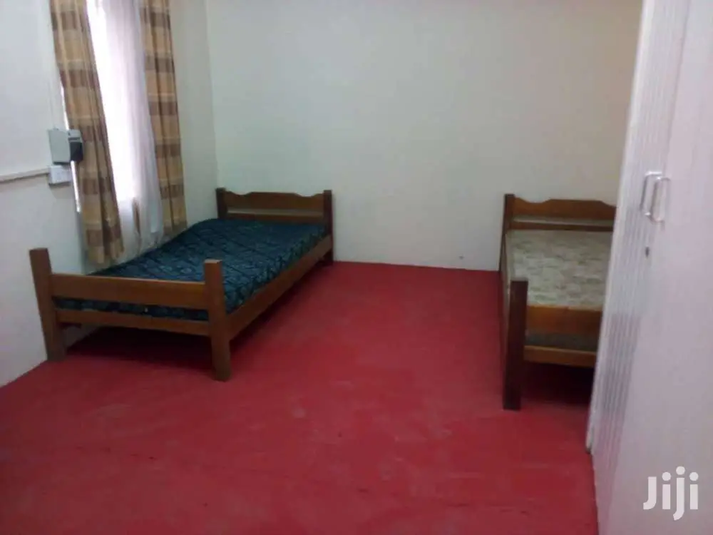 8bdrm House in Asylum Down for rent