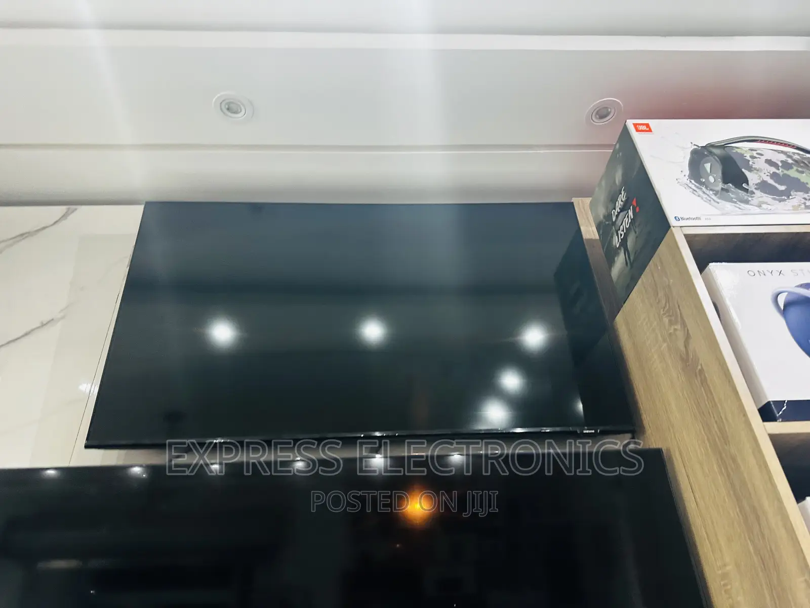 Hurry and Get Series 9 55”UHD Smart Samsung Tv 