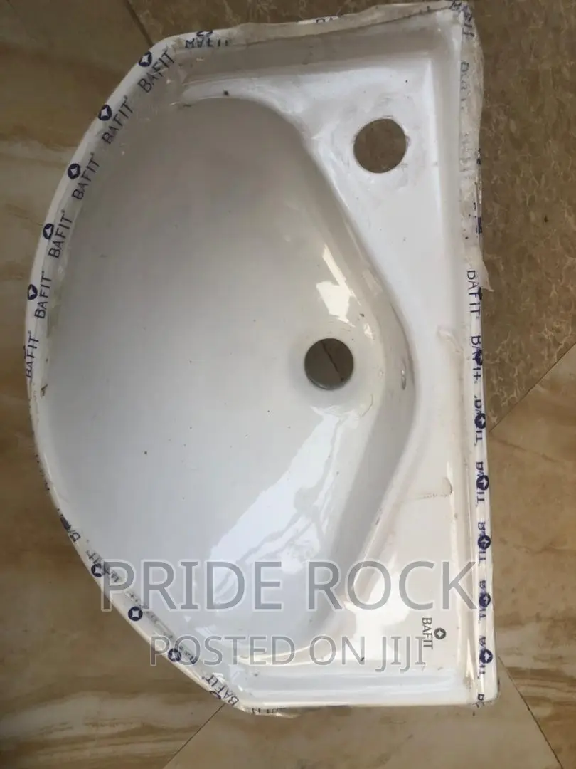 Hanging Wash Hand Basin