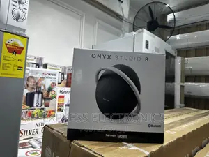 Better Deal on Black Onyx 8 Bluetooth Speaker 