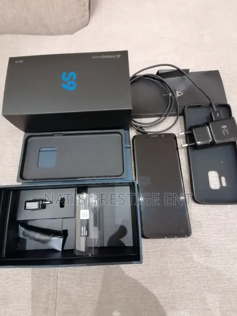 New Samsung Galaxy S9 64 GB Black