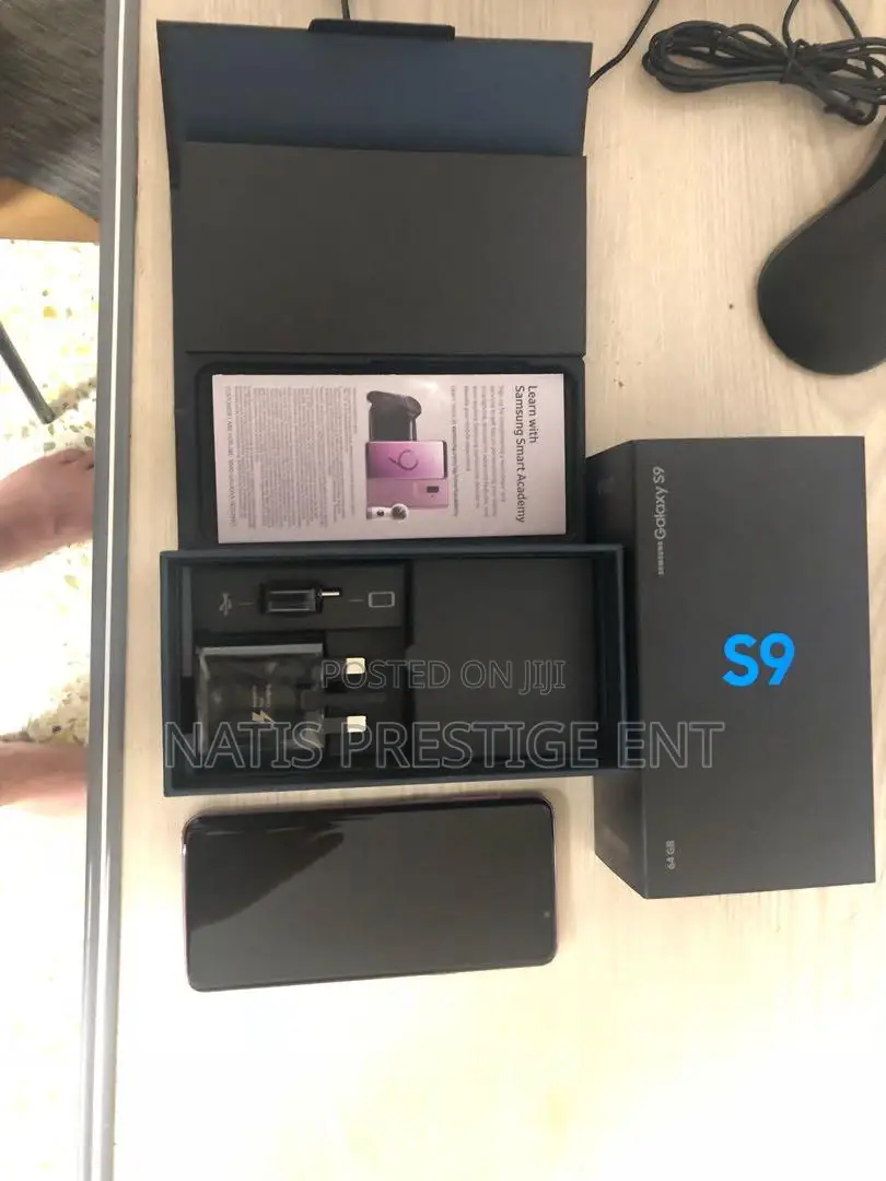 New Samsung Galaxy S9 64 GB Black