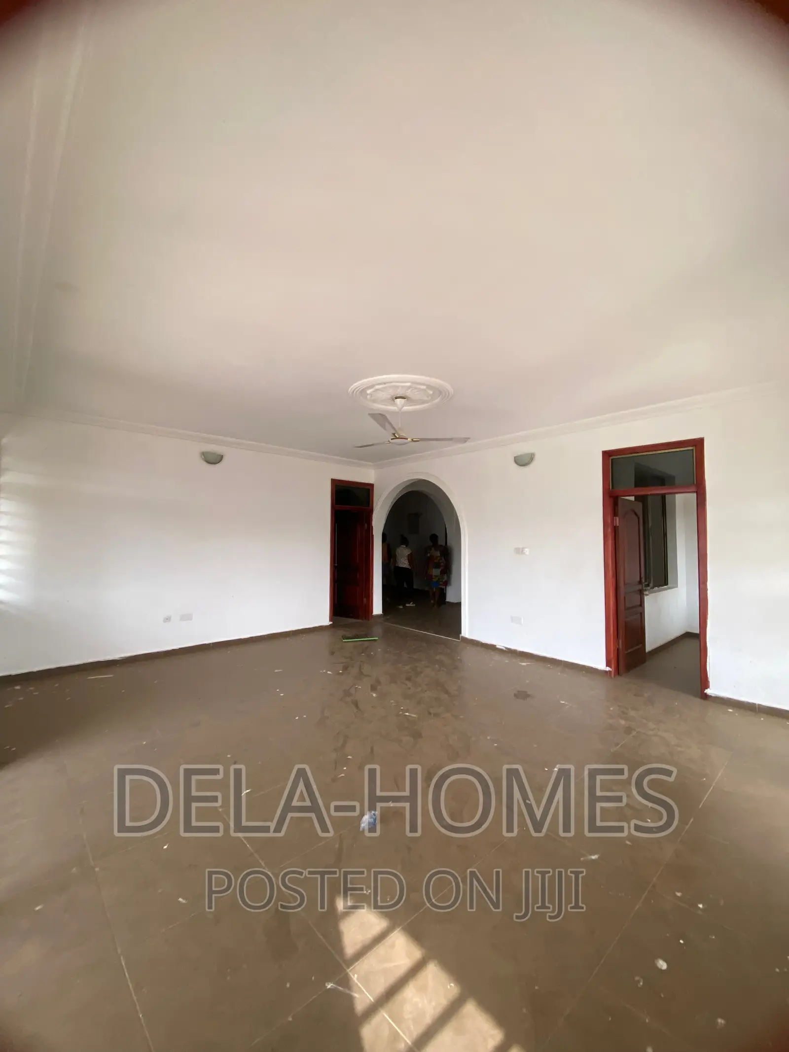 4bdrm Apartment in Ashiyie, Adenta for rent