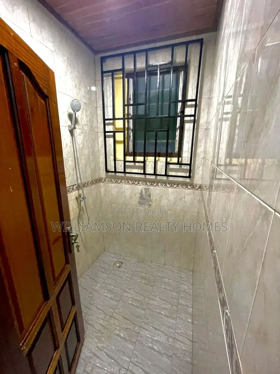 3bdrm Apartment in Hfc Estate, Spintex for rent