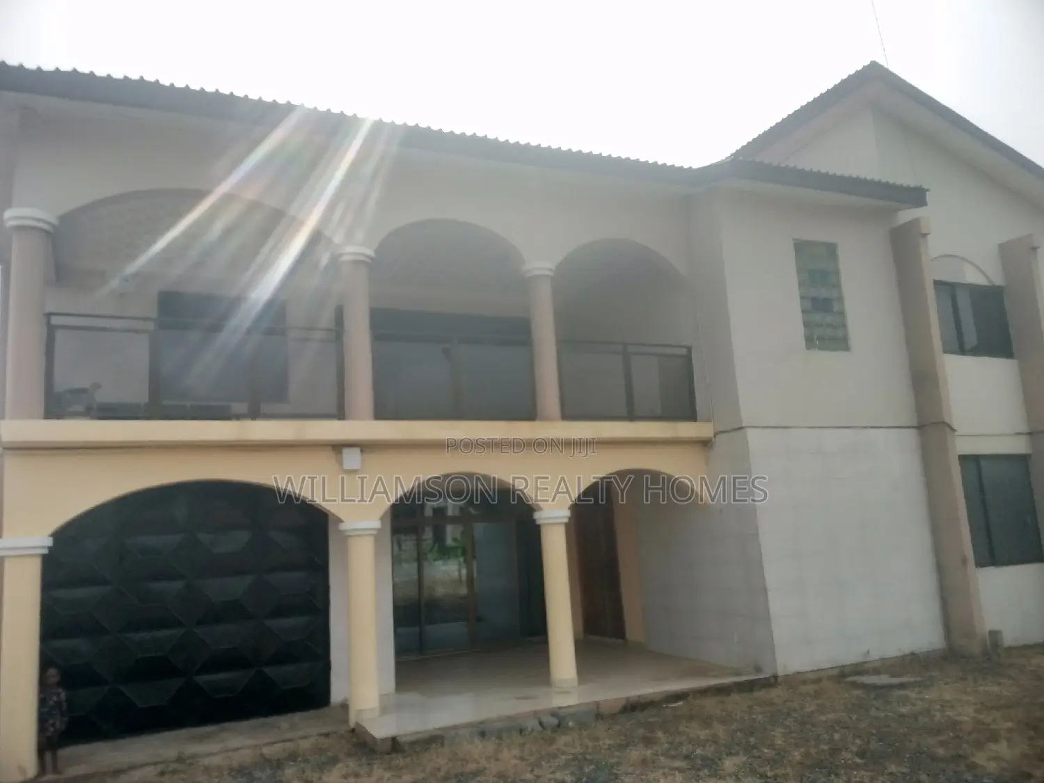3bdrm Apartment in Hfc Estate, Spintex for rent