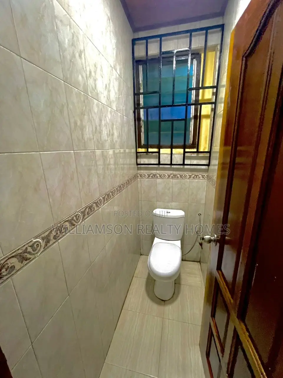 3bdrm Apartment in Hfc Estate, Spintex for rent