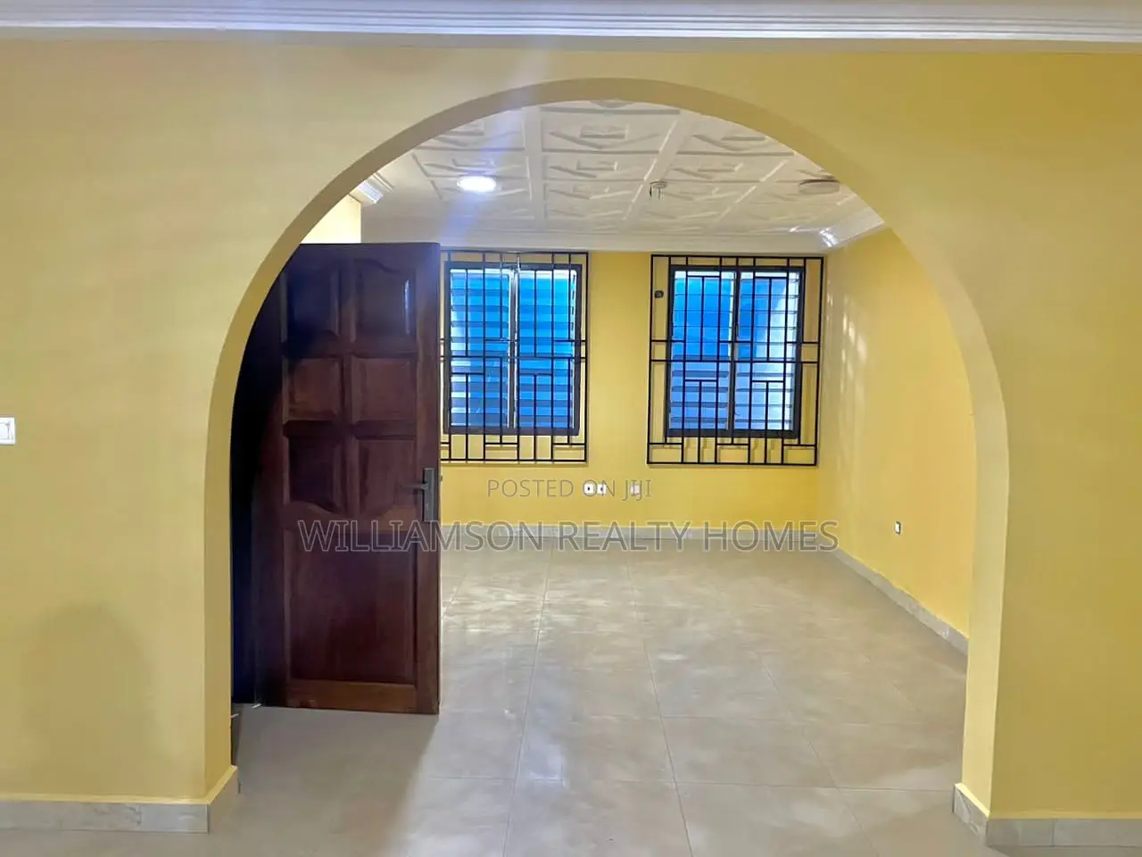 3bdrm Apartment in Hfc Estate, Spintex for rent