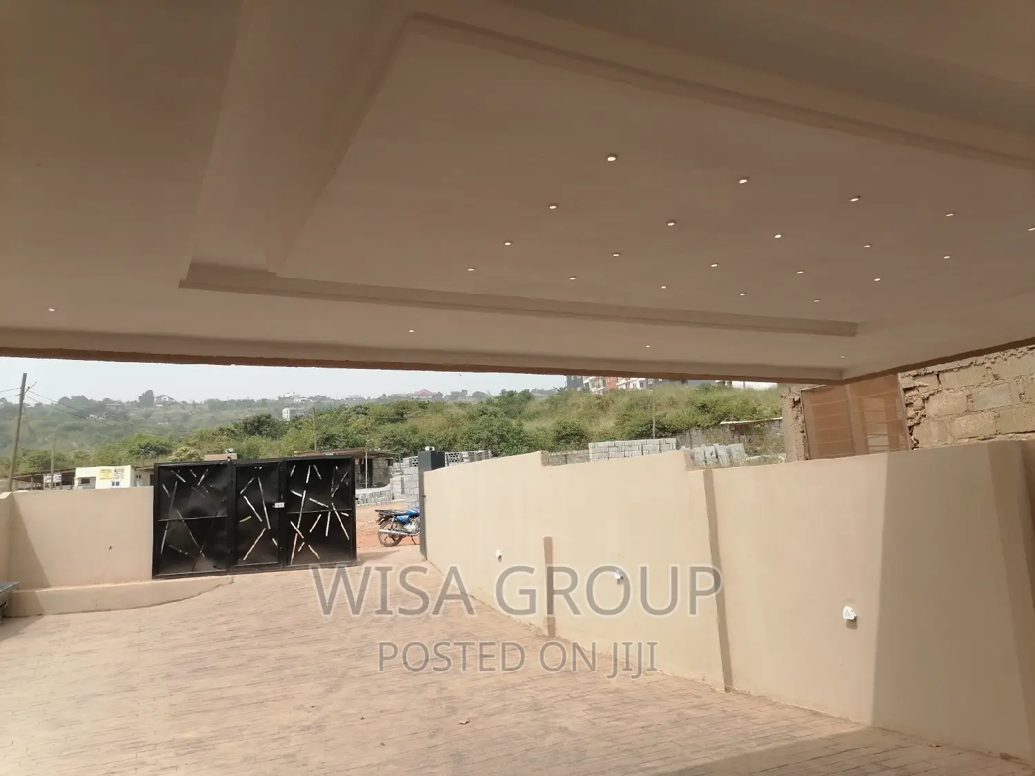 3bdrm House in Wisa Groups, Last Stop for rent
