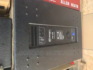 RCF TT18 Active Bass Speaker