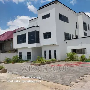 6bdrm Mansion in Wisa Groups, Last Stop for sale