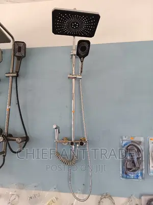 4 Flow Shower. Hot and Cold 8017c