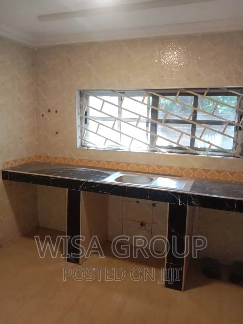 4bdrm House in Wisa Groups, Last Stop for rent