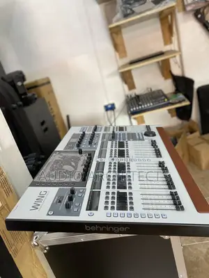 Behringer Wing Digital Mixer