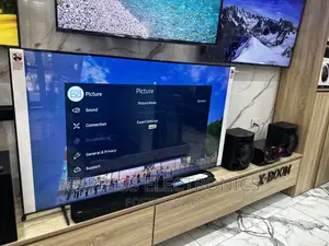 Powerful Sleek Slim UHD Smart Samsung 85”Au7172