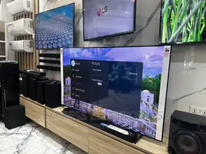 Powerful Sleek Design Slim UHD Smart Samsung 65”Cu7172