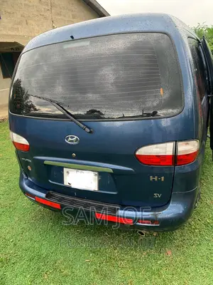 Hyundai H1 2009